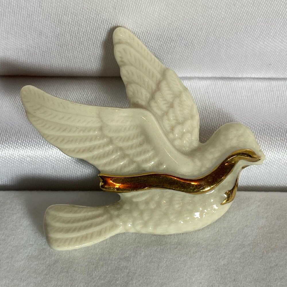Vintage Lenox Porcelain Dove Brooch